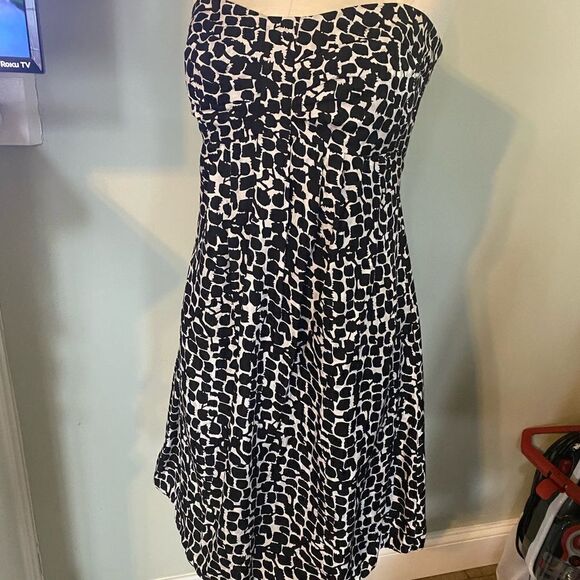 WHBM Strapless Dress Sz 4 - Picture 2 of 5